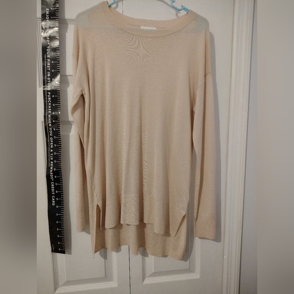 Cream Long Sleeve Sweater Extended Length Pink - Picture 1 of 10